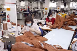Năm 2021, kim ngạch thương mại Việt Nam-Lào tăng hơn 30%
