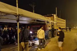 Thanh Hóa: Xe tải đâm vào xe máy, 4 người trong một gia đình tử vong