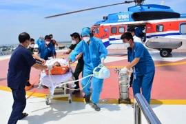 ​Kịp thời chuyển bệnh nhân suy hô hấp từ Trường Sa về đất liền