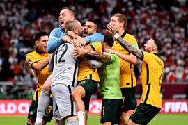 Australia giành vé dự World Cup 2022 sau loạt luân lưu may rủi