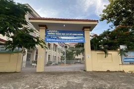 Tây Ninh: Bắt tạm giam phó hiệu trưởng dâm ô với nữ sinh lớp 9