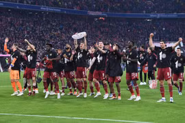 Bayern Munich lần thứ 10 liên tiếp giành chức vô địch Bundesliga
