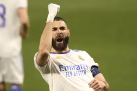 Tiền đạo Kazim Benzema lập kỳ tích sau khi 'phá lưới' Chelsea