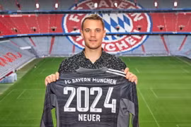 Thủ thành Manuel Neuer gắn bó với Bayern Munich đến năm 2024