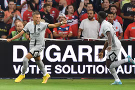Cận cảnh pha ghi bàn 'siêu tốc' ở giây thứ 8 của Kylian Mbappe