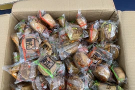 Hà Nội liên tiếp phát hiện bánh Trung thu không rõ nguồn gốc