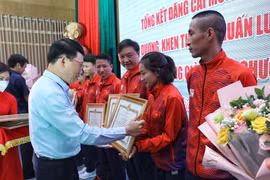 Bắc Giang: Khen thưởng vận động viên, HLV xuất sắc tại SEA Games 31