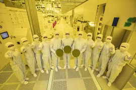 Công ty điện tử Samsung bắt đầu sản xuất hàng loạt chip 3nm