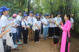 Xây dựng cộng đồng người Việt Nam ở nước ngoài đoàn kết, phát triển