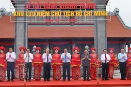 Thủ tướng dự Lễ kỷ niệm 60 năm Bác Hồ về thăm huyện Tiền Hải