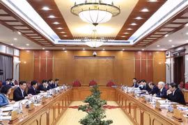 Bộ Chính trị chỉ đạo xử lý dứt điểm các vụ án tham nhũng, tiêu cực