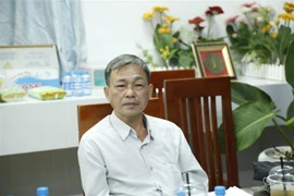 Ông Đỗ Việt Hùng, Phó Giám đốc Trung tâm y tế thành phố Dĩ An. (Ảnh: TTXVN phát)