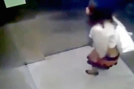 Ảnh cắt từ clip. (Nguồn: mirror.co.uk)