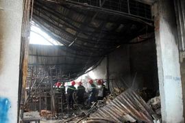 Hiện trường vụ cháy. (Ảnh: Mạnh Linh/TTXVN)