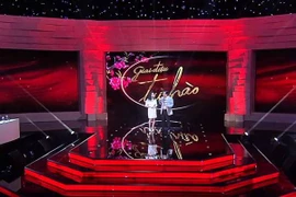 Xin rút lui, “Giai điệu tự hào” vẫn không bị loại khỏi giải Cống hiến