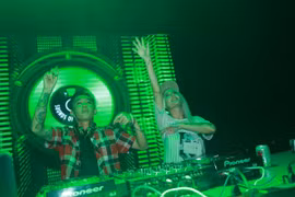 DJ Tessa thể hiện khả năng 'phù thủy âm nhạc' với các bản electro house đầy cuồng nhiệt. (Ảnh: BTC)