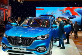 MG HS có giá từ 788 triệu đồng đến 999 triệu đồng. 