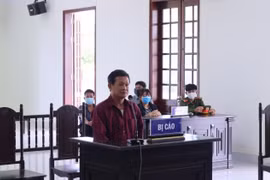 Bị cáo Bùi Quang Hiền tại phiên tòa. (Ảnh: Đậu Tất Thành/TTXVN )