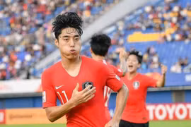 Lee Dong-jun người mở điểm cho Hàn Quốc phút 22. (Nguồn: AFC)