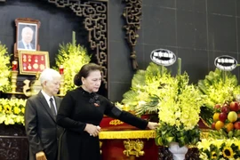 Chủ tịch Quốc hội Nguyễn Thị Kim Ngân dự lễ truy điệu ông Vũ Mão. (Ảnh: TTXVN phát)