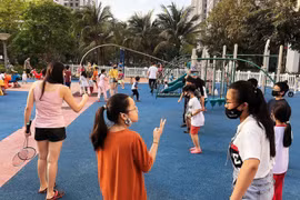 Tăng cường các giải pháp bảo đảm thực hiện quyền trẻ em và bảo vệ trẻ em. (Ảnh: Lâm Khánh/TTXVN)