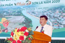 Ông Lò Minh Hùng, Phó Chủ tịch UBND tỉnh Sơn La phát biểu. (Ảnh: Quang Quyết/TTXVN)