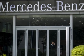 Một đại lý bán lẻ của Mercedes-Benz ở Thượng Hải, Trung Quốc ngày 29/3. (Nguồn: AFP/TTXVN)