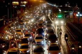 Hà Nội tiếp tục có mức ô nhiễm không khí cao hơn TP.HCM 