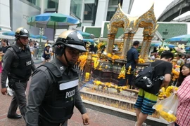 Cảnh sát Thái Lan tăng cường an ninh tại thủ đô Bangkok. (Nguồn: EPA/TTXVN) 