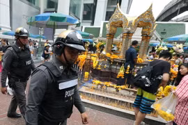 Cảnh sát Thái Lan tăng cường an ninh tại thủ đô Bangkok. (Nguồn: EPA/TTXVN) 