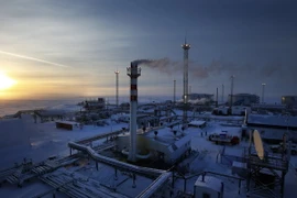 Cơ sở lọc dầu của Tập đoàn Gazprom. (Nguồn: AFP/TTXVN)