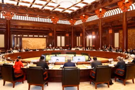 Phiên họp bàn tròn thứ nhất của Diễn đàn cấp cao hợp tác “Vành đai và Con đường.” (Ảnh: Nhan Sáng/TTXVN) 