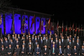 Các Bộ trưởng Tài chính và Thống đốc Ngân hàng Trung ương G20 chụp ảnh chung tại Hội nghị Bộ trưởng Tài chính ở Baden- Baden ngày 17/3. (Nguồn: EPA/TTXVN) 