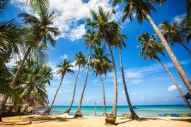 Vẻ đẹp nên thơ của Bãi Mến trên đảo Nam Du. (Ảnh: Trọng Đạt/TTXVN) 