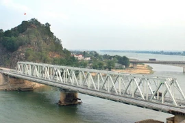 Cầu Hàm Rồng, Thanh Hóa. Ảnh có tính minh họa. (Nguồn: TTXVN)