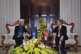 Thống đốc Ngân hàng Nhà nước Nguyễn Văn Bình tiếp Tổng Giám đốc Quỹ Tiền tệ Quốc tế Christine Lagarde. (Nguồn: sbv.gov.vn) 