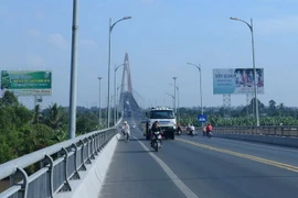 Cầu Rạch Miễu. (Ảnh: Hưng Thịnh/TTXVN)