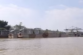 Một góc sông Hồng. (Ảnh: Doãn Tấn/TTXVN)