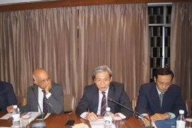  Đại sứ Việt Nam tại Ấn Độ Tôn Sinh Thành phát biểu tại hội thảo. (Ảnh: Huy Bình/Vietnam+) 