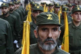 Các chiến binh thuộc phong trào Hezbollah. (Ảnh: businessinsider.com)