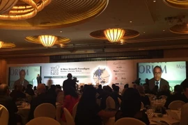 Bộ trưởng Thương mại và Công nghiệp Singapore S Iswaran phát biểu tại Diễn đàn ASEAN và châu Á lần thứ 9. (Ảnh: Mỹ Bình/Vietnam+) 