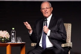 Tổng thống Peru Pedro Pablo Kuczynski phát biểu tại Hội nghị lần thứ 9 các doanh nghiệp vừa và nhỏ trong khuôn khổ Hội nghị cấp cao APEC ở Lima ngày 17/11. (Nguồn: EPA/ TTXVN) 