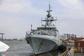 Tàu Hải quân Hoàng gia Anh HMS Sprey là một trong 2 tàu chiến của hải quân Anh được triển khai dài hạn tại khu vực Ấn Độ Dương-Thái Bình Dương. (Ảnh: Xuân Khu/TTXVN)