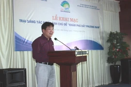 Thứ trưởng Bộ Văn hóa-Thể thao và Du lịch Vương Duy Biên phát biểu tại Lễ khai mạc. (Ảnh: Lê Sen/TTXVN)
