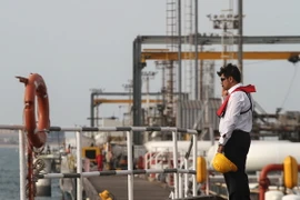 Cơ sở lọc dầu tại đảo Khark của Iran ở ngoài khơi vùng Vịnh. (Nguồn: AFP/TTXVN)