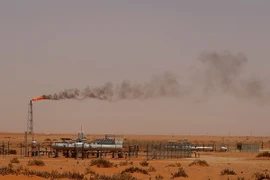 Cơ sở khai thác dầu của Công ty Aramco ở Khouris, Saudi Arabia. (Nguồn: AFP/TTXVN)