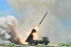 Quân đội Triều Tiên diễn tập bắn đạn thật. (Nguồn: AFP/TTXVN)