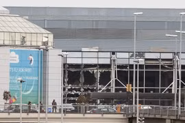 Cảnh đổ nát tại sân bay Zaventem sau vụ đánh bom kép. (Nguồn: AFP/TTXVN)