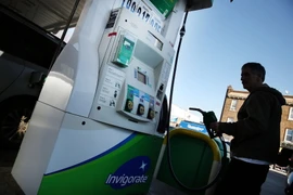 Điểm bán xăng dầu của Tập đoàn BP ở Brooklyn, thành phố New York (Mỹ). (Nguồn: AFP/TTXVN)