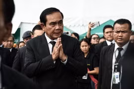 Thủ tướng Thái Lan Prayut Chan-ocha (giữa) tại một sự kiện ở Bangkok. (Nguồn: AFP/TTXVN)